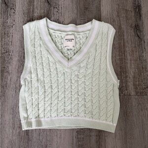 Abercrombie & Fitch sweater vest